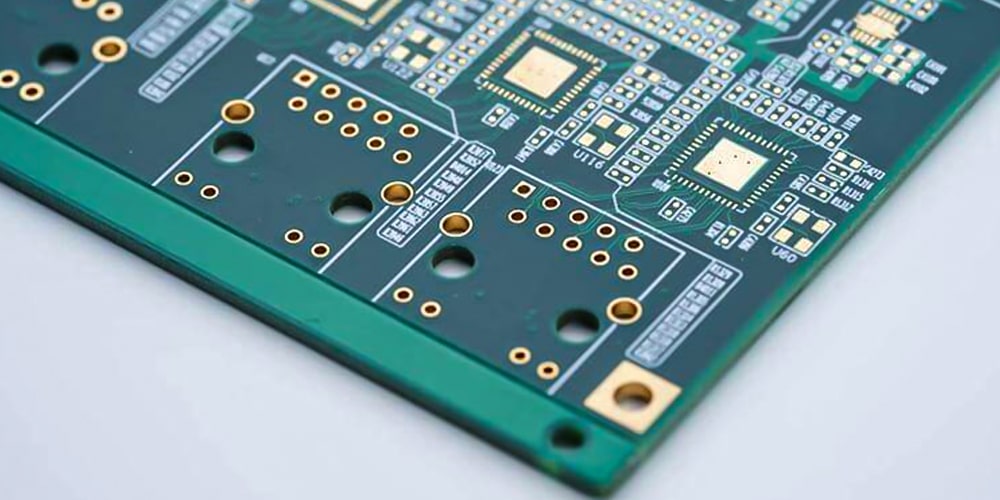 Is 0.8mm PCB the standard for circuit boards?